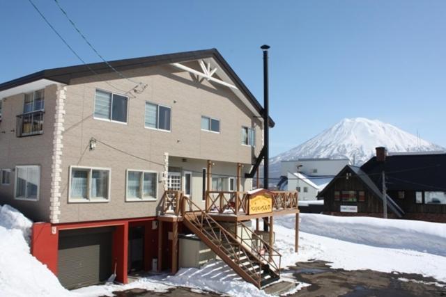 Pension Berg Niseko Exteriör bild