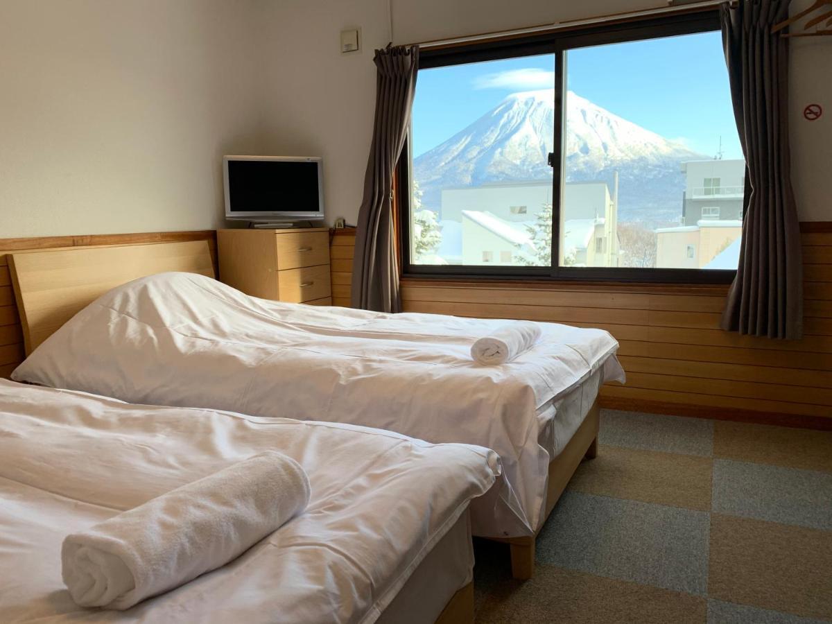 Pension Berg Niseko Exteriör bild